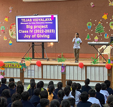 Volunteers participating in help drive
