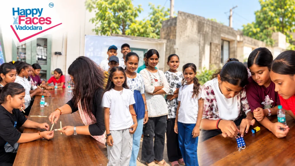 Children learning at Vadodara Street School